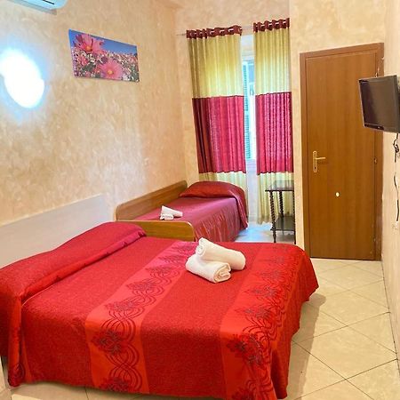 Botel Inn Řím Exteriér fotografie