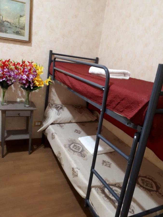 Botel Inn Řím Exteriér fotografie